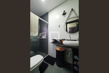 Casa à venda com 565m², 4 quartos e 2 vagasBanheiro da Suíte 2