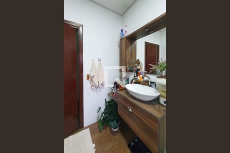 Casa à venda com 565m², 4 quartos e 2 vagasBanheiro da Suíte 3