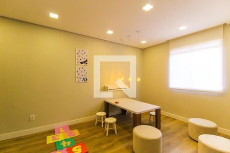 Apartamento para alugar com 38m², 2 quartos e 1 vagaÁrea comum