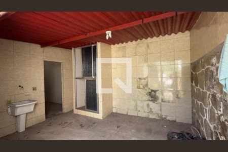 Casa para alugar com 70m², 2 quartos e 1 vagaÁrea de Serviço