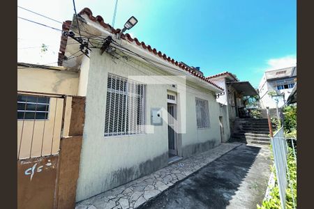 Casa para alugar com 70m², 2 quartos e 1 vagaFachada