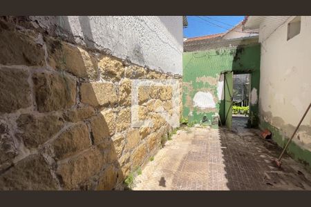 Casa para alugar com 70m², 2 quartos e 1 vagaQuintal