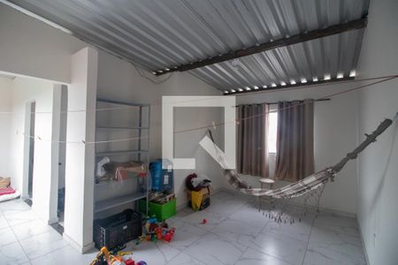Casa à venda com 360m², 3 quartos e 3 vagas Casa à venda com 360m², 3 quartos e 3 vagasÁrea comum