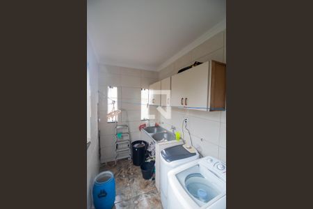 Casa à venda com 360m², 3 quartos e 3 vagas Casa à venda com 360m², 3 quartos e 3 vagasÁrea de Serviço