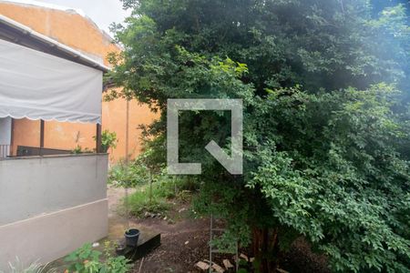 Casa à venda com 360m², 3 quartos e 3 vagas Casa à venda com 360m², 3 quartos e 3 vagasQuintal