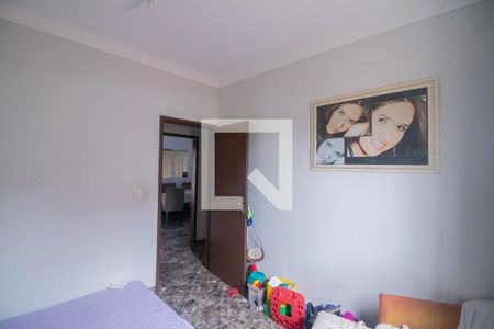 Casa à venda com 360m², 3 quartos e 3 vagas Casa à venda com 360m², 3 quartos e 3 vagasQuarto 2