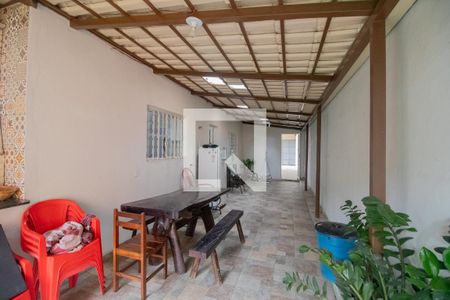 Casa à venda com 360m², 3 quartos e 3 vagas Casa à venda com 360m², 3 quartos e 3 vagasÁrea gourmet