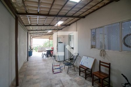 Casa à venda com 360m², 3 quartos e 3 vagas Casa à venda com 360m², 3 quartos e 3 vagasÁrea gourmet