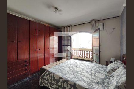 Casa para alugar com 216m², 3 quartos e 2 vagasSuíte 2