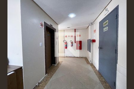 Apartamento à venda com 76m², 2 quartos e 1 vagaÁrea comum