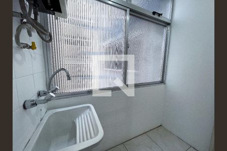 Apartamento à venda com 76m², 2 quartos e 1 vagaÁrea de Serviço