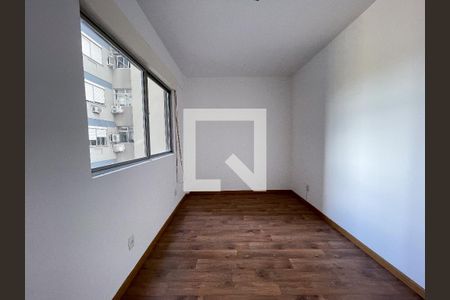 Apartamento à venda com 76m², 2 quartos e 1 vagaQuarto 2