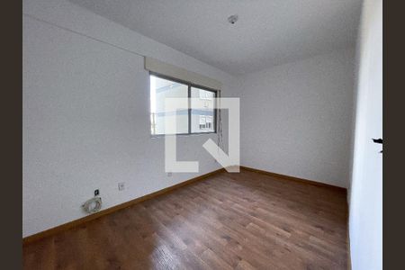 Apartamento à venda com 76m², 2 quartos e 1 vagaQuarto 2