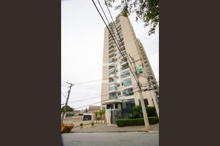 Apartamento para alugar com 54m², 2 quartos e 1 vaga Apartamento para alugar com 54m², 2 quartos e 1 vagaFachada