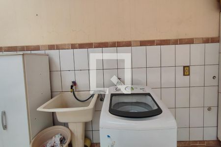 Casa à venda com 190m², 3 quartos e 5 vagasÁrea de Serviço