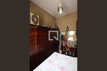 Casa à venda com 336m², 6 quartos e 5 vagasQuarto 1 Casa 2