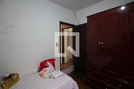 Casa à venda com 336m², 6 quartos e 5 vagasQuarto 2 Casa 2