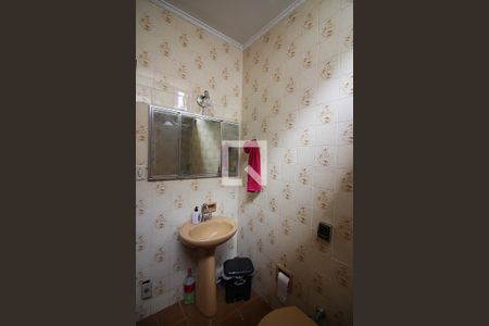 Casa à venda com 336m², 6 quartos e 5 vagasBanheiro Casa 2