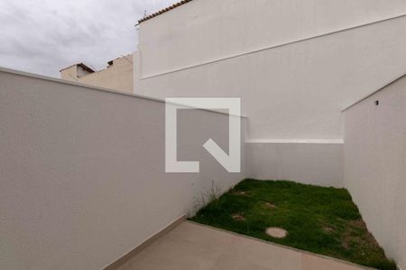 Casa à venda com 130m², 2 quartos e 2 vagas Casa à venda com 130m², 2 quartos e 2 vagasÁrea de Serviço
