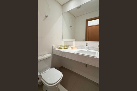 Apartamento para alugar com 156m², 3 quartos e 3 vagasLavabo