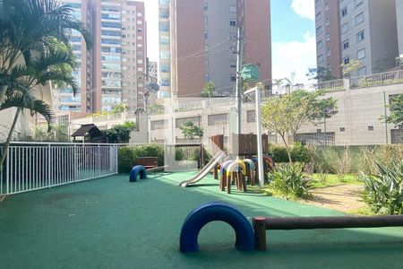 Apartamento para alugar com 156m², 3 quartos e 3 vagasPlayground