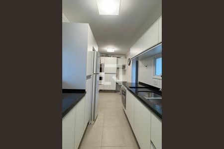 Apartamento para alugar com 156m², 3 quartos e 3 vagasCozinha