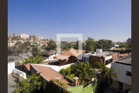 Casa à venda com 440m², 4 quartos e 3 vagas Casa à venda com 440m², 4 quartos e 3 vagasFoto 01