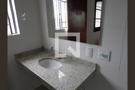 Casa à venda com 440m², 4 quartos e 3 vagas Casa à venda com 440m², 4 quartos e 3 vagasFoto 01