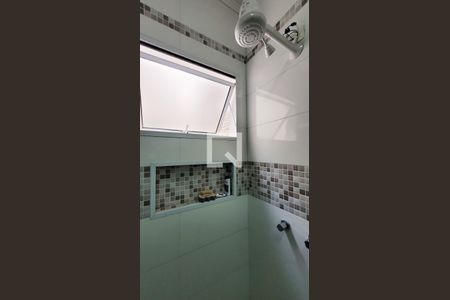 Casa à venda com 220m², 3 quartos e 4 vagasBanheiro Social