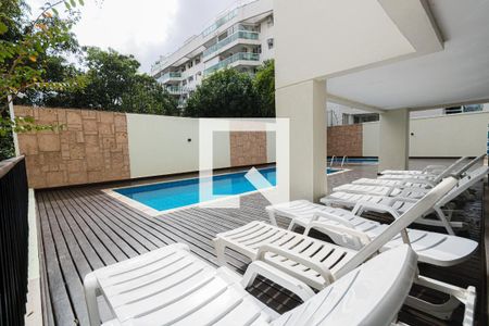 Apartamento à venda com 80m², 2 quartos e 1 vaga Apartamento à venda com 80m², 2 quartos e 1 vagaÁrea comum - Piscina
