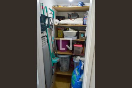 Apartamento à venda com 80m², 2 quartos e 1 vaga Apartamento à venda com 80m², 2 quartos e 1 vagaDispensa