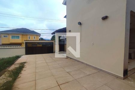 Casa de condomínio para alugar com 300m², 4 quartos e 2 vagas Casa de condomínio para alugar com 300m², 4 quartos e 2 vagasÁrea Externa