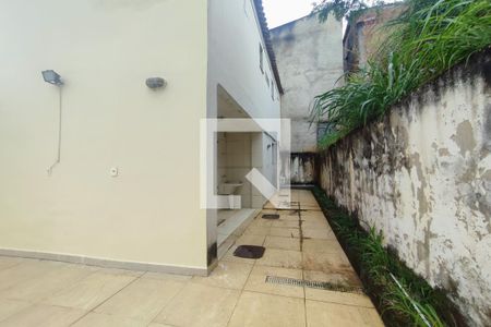 Casa de condomínio para alugar com 300m², 4 quartos e 2 vagas Casa de condomínio para alugar com 300m², 4 quartos e 2 vagasÁrea Externa