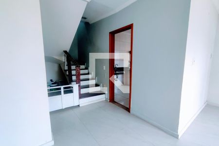 Casa de condomínio para alugar com 300m², 4 quartos e 2 vagas Casa de condomínio para alugar com 300m², 4 quartos e 2 vagas1º Pav - Hall