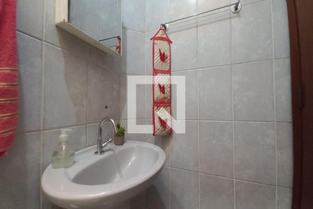 Casa à venda com 300m², 4 quartos e 3 vagas Casa à venda com 300m², 4 quartos e 3 vagasBanheiro