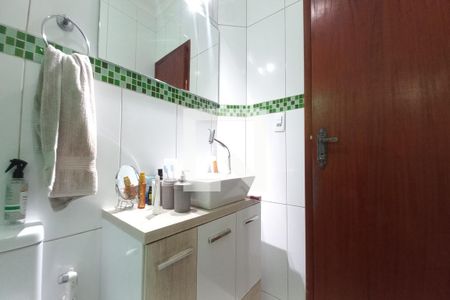 Casa à venda com 300m², 4 quartos e 3 vagas Casa à venda com 300m², 4 quartos e 3 vagasBanheiro da Suíte