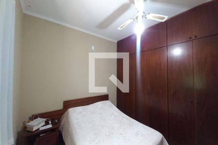Casa à venda com 300m², 4 quartos e 3 vagas Casa à venda com 300m², 4 quartos e 3 vagasQuarto 3 - Suíte
