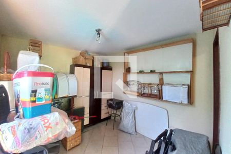 Casa à venda com 300m², 4 quartos e 3 vagas Casa à venda com 300m², 4 quartos e 3 vagasQuartro 4 - Suíte