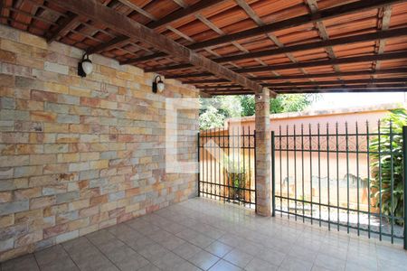 Casa à venda com 260m², 4 quartos e 3 vagasGaragem