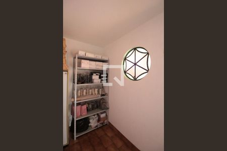 Casa à venda com 260m², 4 quartos e 3 vagasQuarto de Serviço