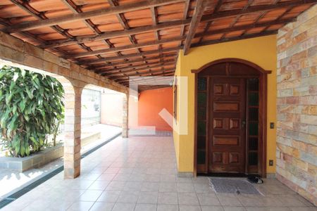 Casa à venda com 260m², 4 quartos e 3 vagasGaragem