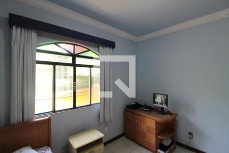 Casa à venda com 260m², 4 quartos e 3 vagasQuarto 1