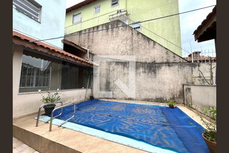 Casa à venda com 270m², 3 quartos e 2 vagas Casa à venda com 270m², 3 quartos e 2 vagasPiscina