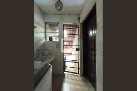 Casa à venda com 270m², 3 quartos e 2 vagas Casa à venda com 270m², 3 quartos e 2 vagasÁrea de Serviço