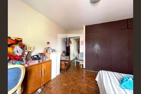 Casa à venda com 270m², 3 quartos e 2 vagas Casa à venda com 270m², 3 quartos e 2 vagasQuarto 1