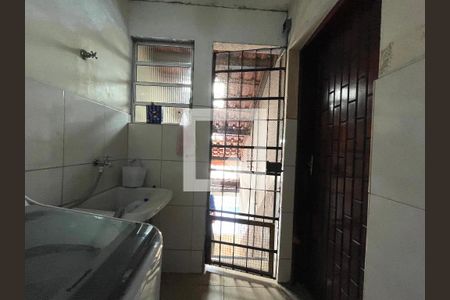 Casa à venda com 270m², 3 quartos e 2 vagas Casa à venda com 270m², 3 quartos e 2 vagasÁrea de Serviço