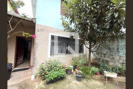 Casa à venda com 270m², 3 quartos e 2 vagas Casa à venda com 270m², 3 quartos e 2 vagasHall de entrada