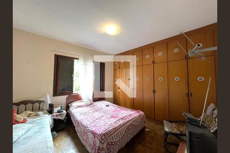 Casa à venda com 270m², 3 quartos e 2 vagas Casa à venda com 270m², 3 quartos e 2 vagasQuarto 2