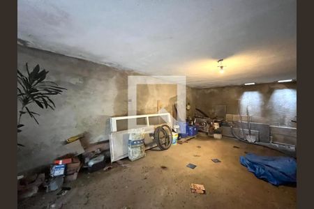 Casa à venda com 270m², 3 quartos e 2 vagas Casa à venda com 270m², 3 quartos e 2 vagasGaragem