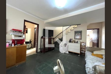 Sala de casa à venda com 3 quartos, 270m² em Parque Jabaquara, São Paulo